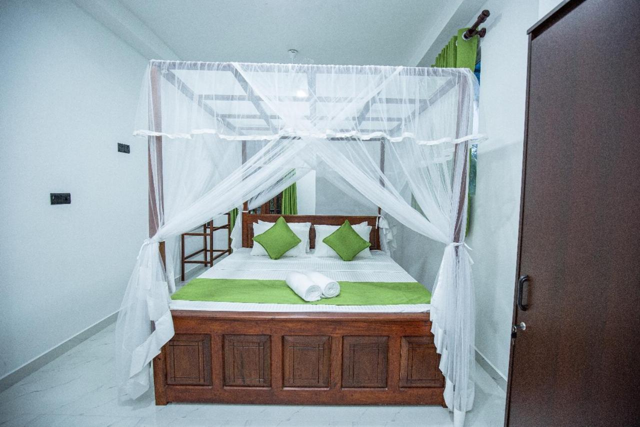Homejay Residancies อูนาวาตูนา ภายนอก รูปภาพ